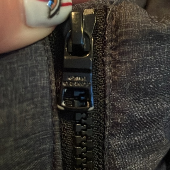 ARMANI EXCHANGE vest sz sm - Picture 4 of 6